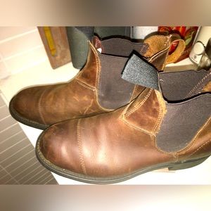 Size 9 Men’s Leather boots Canada West